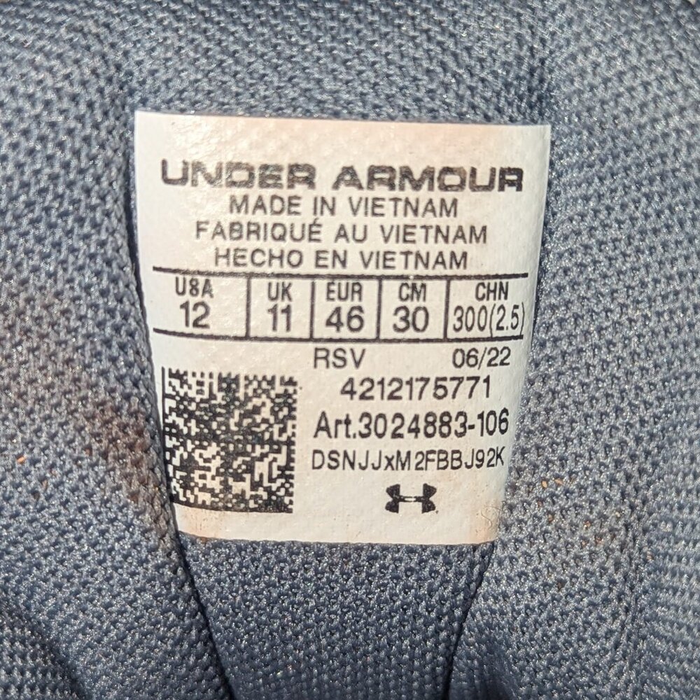 Under Armour UA Surge 3 Athletic Shoes - Picture 6 of 11